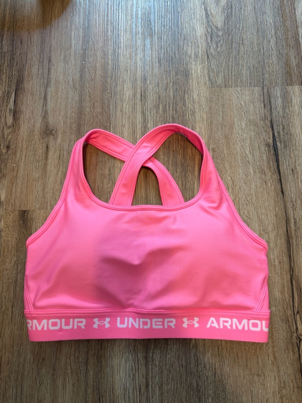 Under Armour Bright Pink Crossback Sports Bra Compression - like new condition!